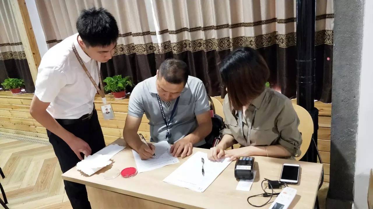 软装行业黄金时代——如鱼得水首届招商大会首站告捷！