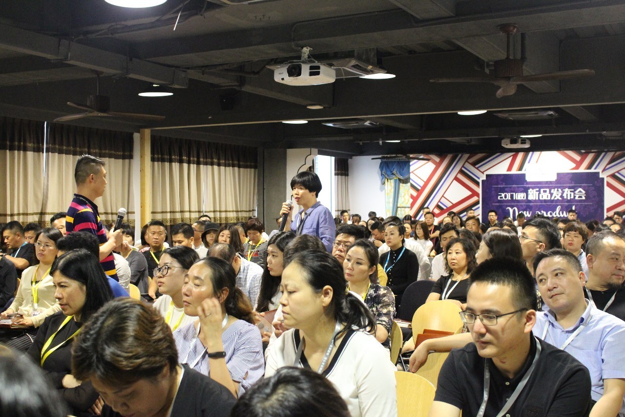 匠心打造，引领潮流 | 窗帘+墙布秋季新品发布掀开如鱼得水崭新篇章