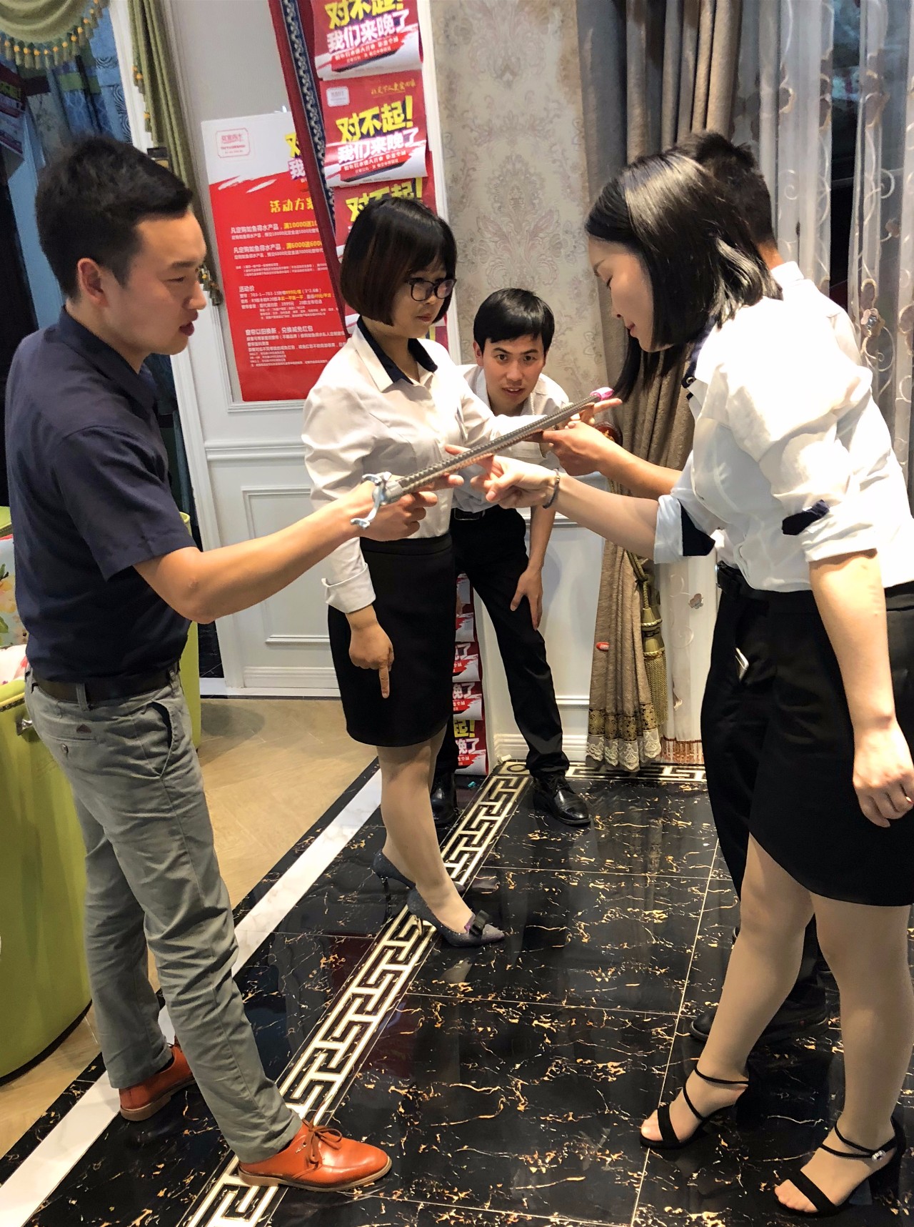 孝感店开业活动火爆.销售额178万元 孝感店开业活动火爆.销售额178万元