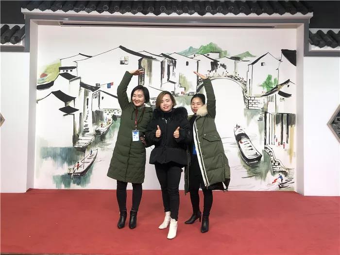 商学院 | 第八十七届导购精英班,圆满结业! 商学院 | 第八十七届导购精英班,圆满结业!
