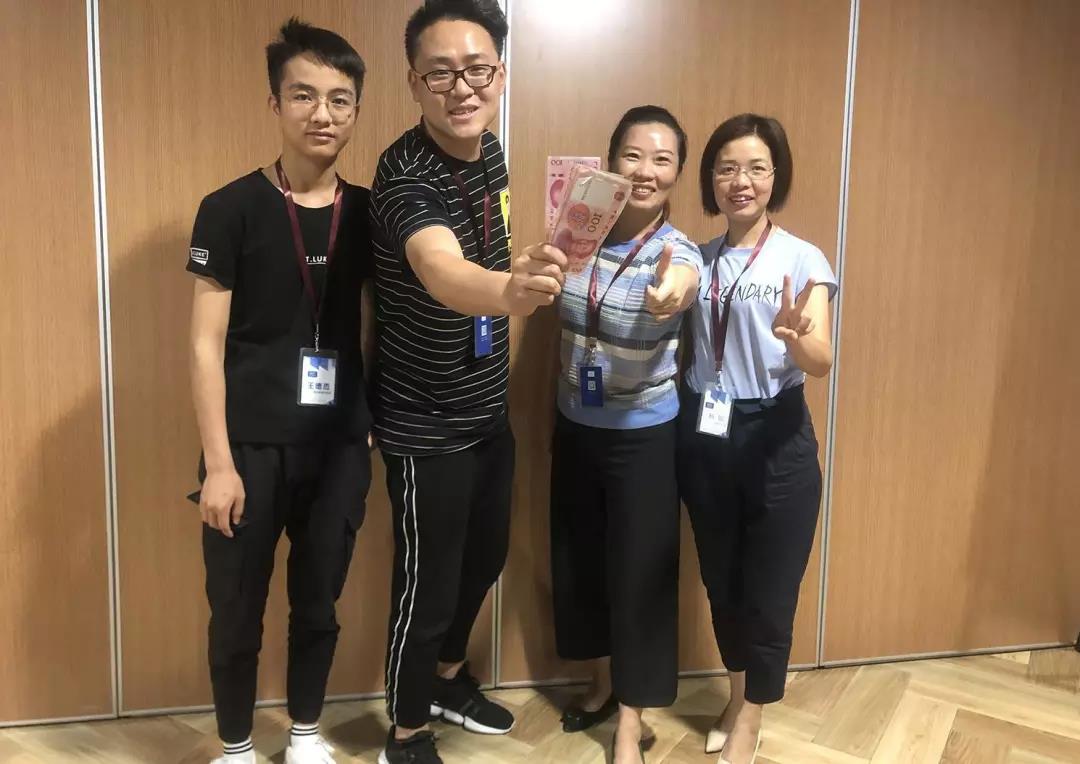 热烈祝贺第九十七届导购精英班圆满结业 热烈祝贺第九十七届导购精英班圆满结业
