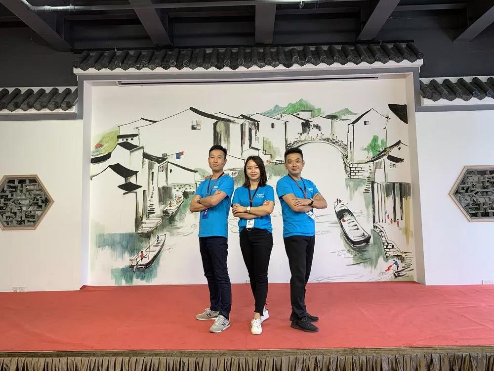 见证！如鱼得水·商学院《第100届导购精英班》