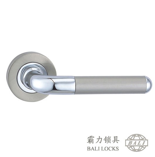 执手门锁