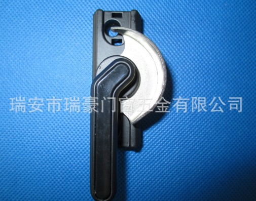 斜柄月牙锁