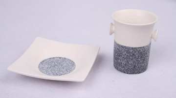 优巢不石之作茶壶 茶杯