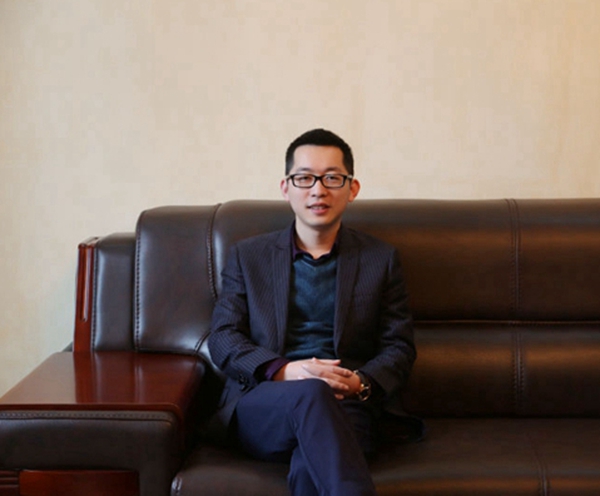 名雅居吴龙君（用这张）.JPG