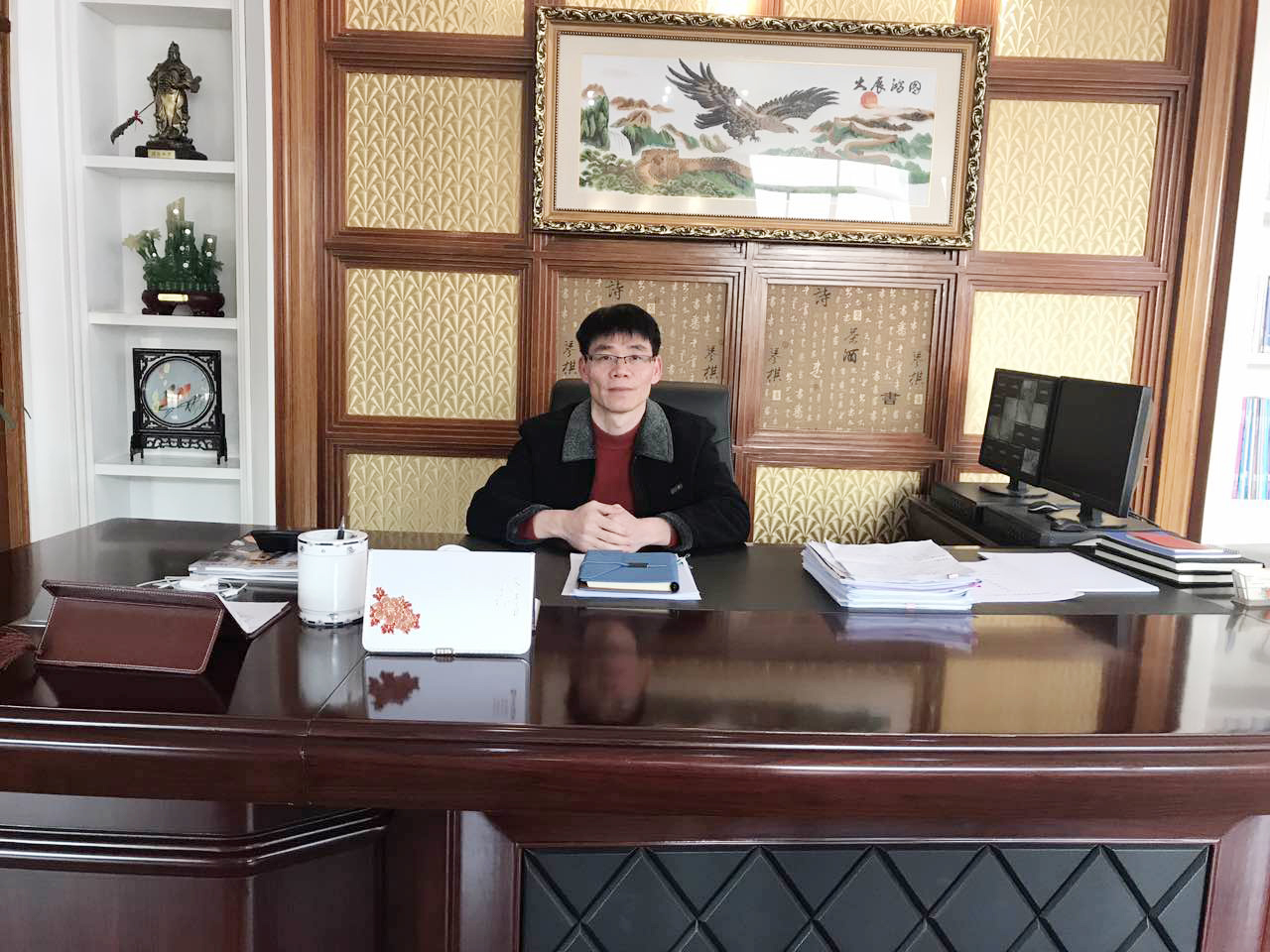 布天下墙布-总经理-赵西雄.jpg