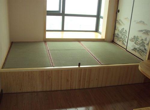 榻榻米床垫选购技巧