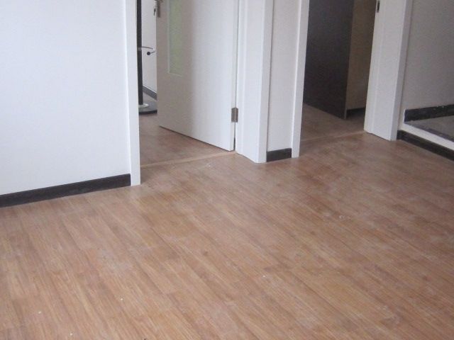 踢脚线颜色如何选择 踢脚线颜色如何选择