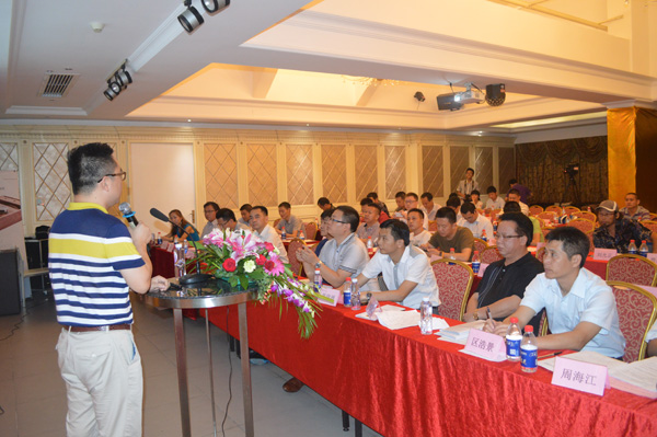 东莞橱柜会长换届选举大会在东莞举行
