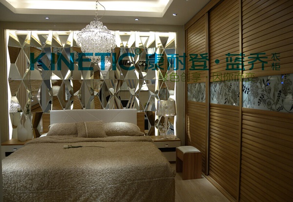 康耐登·蓝乔图片欣赏 康耐登·蓝乔图片欣赏