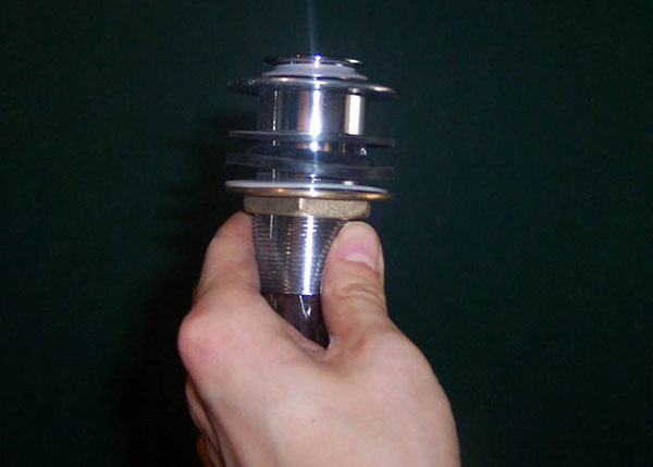 如何安装面盆下水器 安装图解