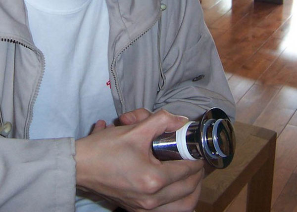 如何安装面盆下水器 安装图解
