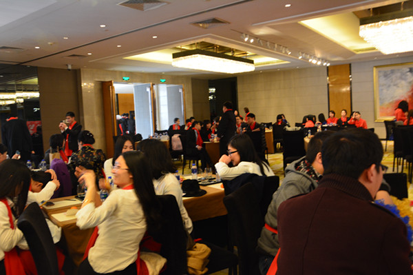 神秘人惊现慧亚2015年会,是惊喜还是惊吓? 神秘人惊现慧亚2015年会,是惊喜还是惊吓?