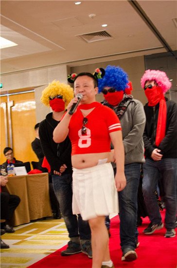 “奔跑2015”——慧亚传媒六周年庆典主题年会圆满落幕 “奔跑2015”——慧亚传媒六周年庆典主题年会圆满落幕