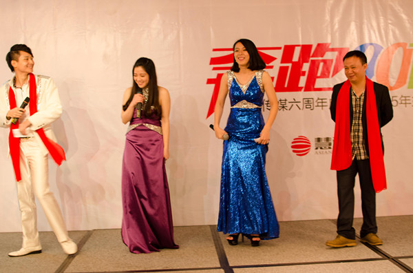 神秘人惊现慧亚2015年会,是惊喜还是惊吓? 神秘人惊现慧亚2015年会,是惊喜还是惊吓?