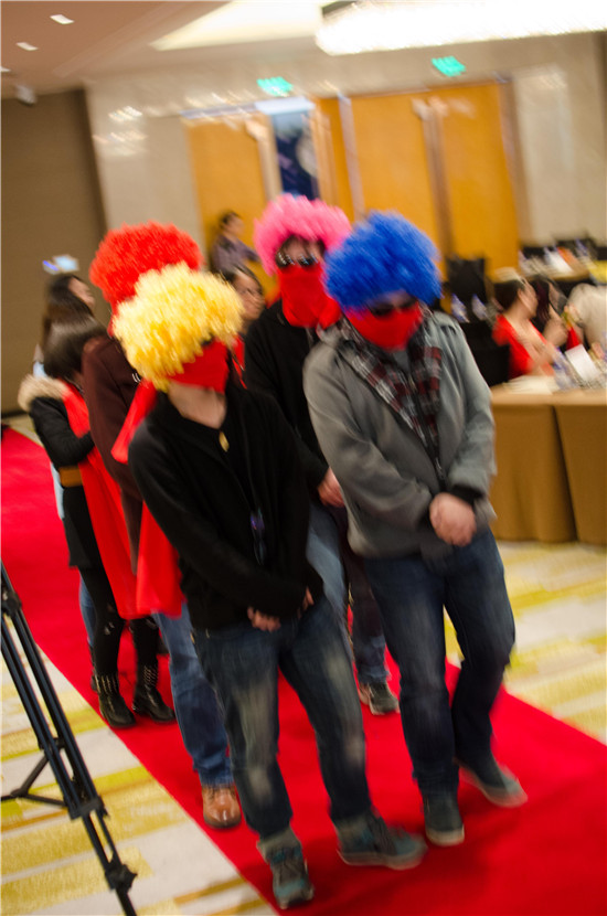 神秘人惊现慧亚2015年会,是惊喜还是惊吓? 神秘人惊现慧亚2015年会,是惊喜还是惊吓?