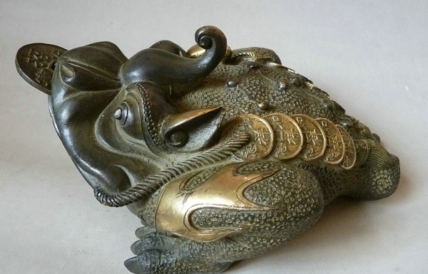 金蟾的摆放方法和注意事项有哪些 金蟾的摆放方法和注意事项有哪些