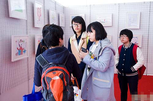 “白血病儿童公益画展”在北京门展期间隆重举行 “白血病儿童公益画展”在北京门展期间隆重举行