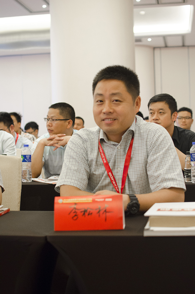 2015定制家居经销商大调查活动圆满落幕,7大奖项揭晓 2015定制家居经销商大调查活动圆满落幕,7大奖项揭晓