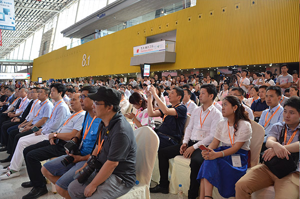 冠军企业首秀平台 “广州建博会”升级为“中国建博会” 冠军企业首秀平台 “广州建博会”升级为“中国建博会”