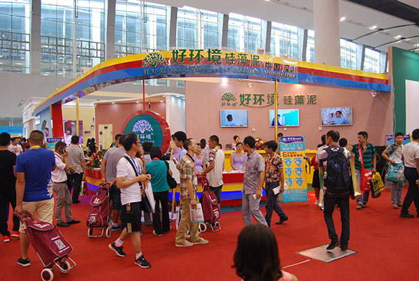 2015第十七届广州建博会开幕 观众多达13万人次