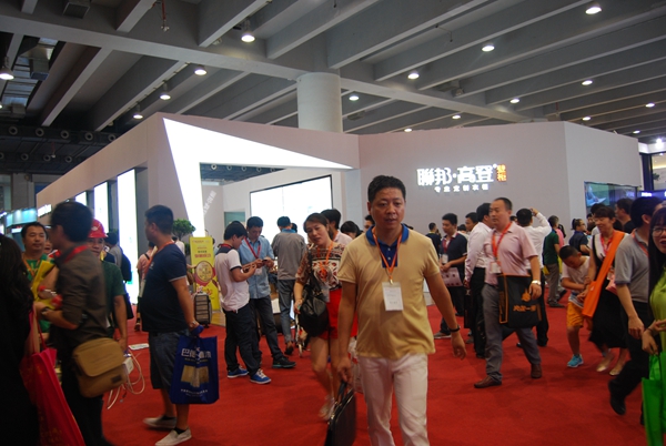 参展商亮点不断 引爆2015广州建博会热潮