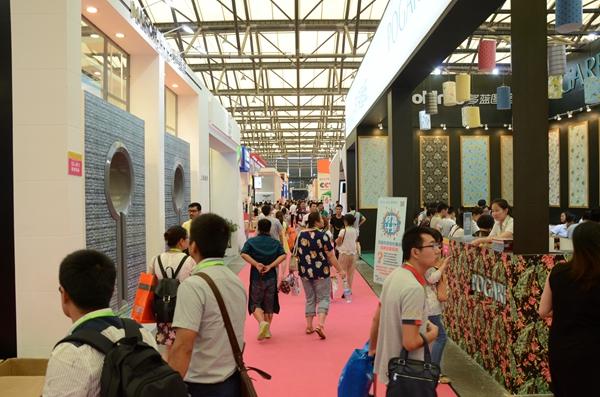 展会竞技 第20届上海墙纸展集体”角斗“