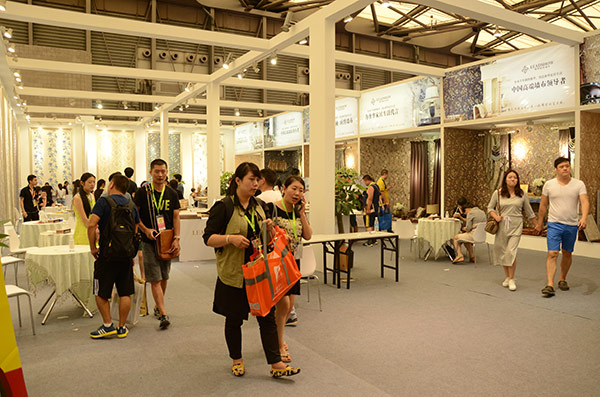 展会竞技 第20届上海墙纸展集体”角斗“