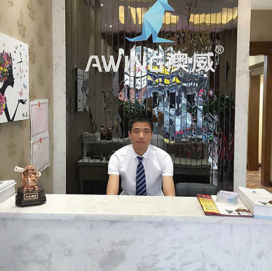 澳威满洲里市经销商王洪涛：以质量求生存，以创新求发展