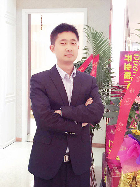 莱茵艾格重庆经销商张文武：选择决定定位 诚信推动长久经营