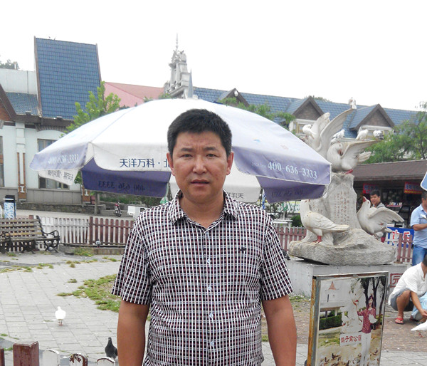 秦皇岛宝莱斯特经销商金波:为顾客营造最舒适的家 秦皇岛宝莱斯特经销商金波:为顾客营造最舒适的家
