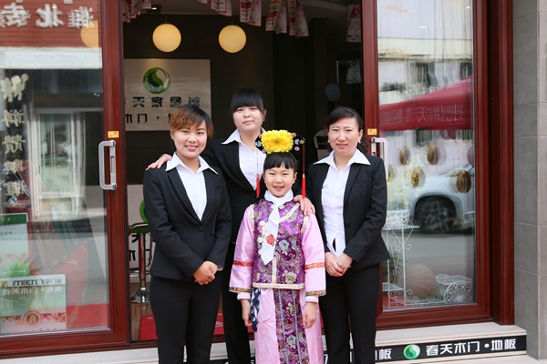 春天木门淮北专卖店经销商宋亚敏：风雨同舟，与春天荣辱与共