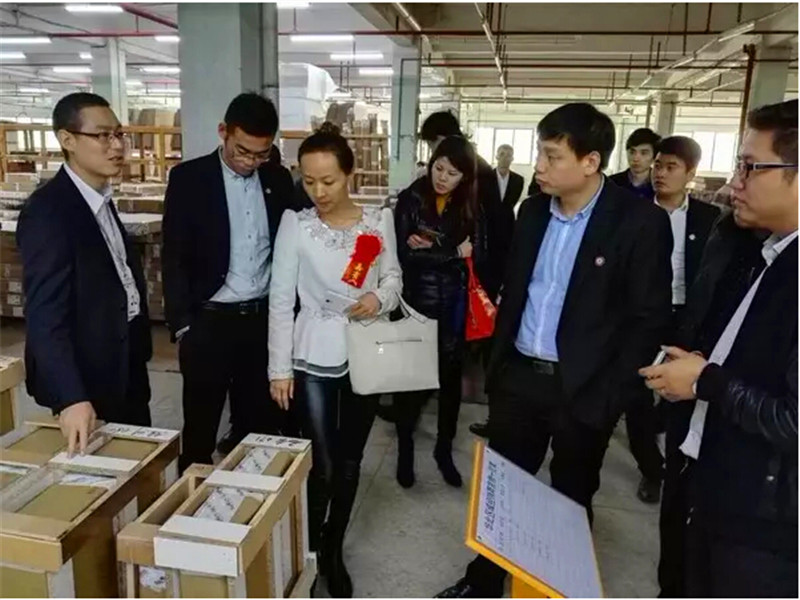 “会聚’匠’星”广东省橱柜业商业周年庆典暨年度颁奖典礼