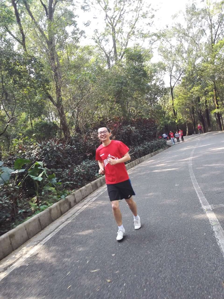 猴赛雷!“奔跑吧,慧亚” 万米长跑开启新征程 猴赛雷!“奔跑吧,慧亚” 万米长跑开启新征程