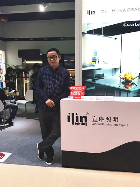 宜琳:由设计到销售再到设计,才能展示不一样的东西 宜琳:由设计到销售再到设计,才能展示不一样的东西