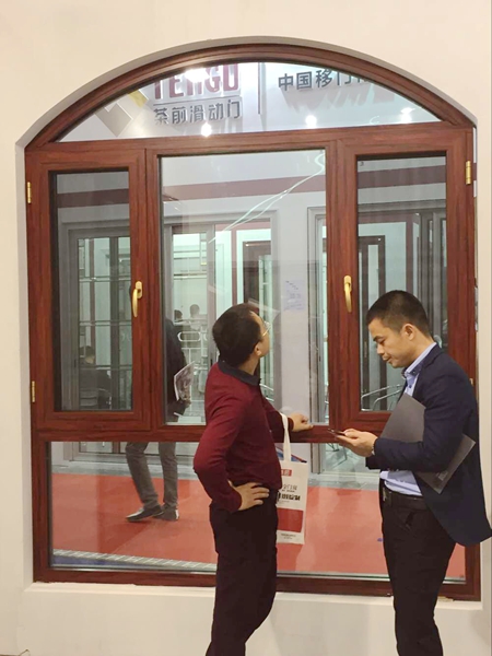 欧福莱·精工门南京展上“以马明志” 缔造工匠精神