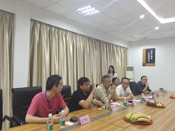  “研讨团”第二站走进玛格，展望定制衣柜行业黄金未来