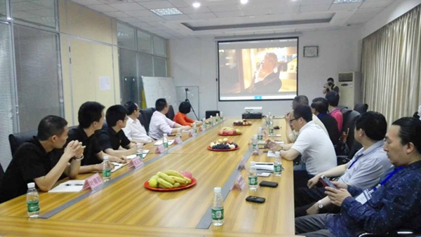 探讨家装铝门窗发展之路——中装协、建博会第三站走进罗兰西尼门窗