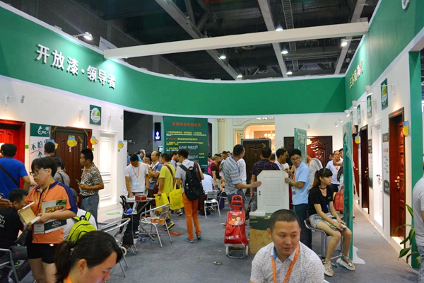 德洛克：重视服务品质，用实际行动解决问题