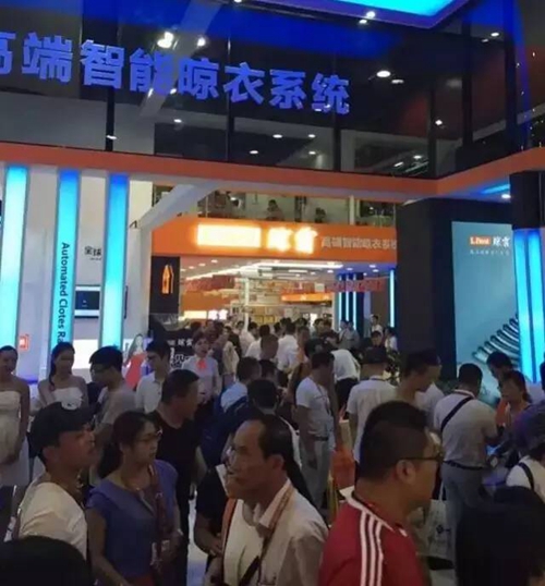 家居行业的下一个风口?中国建博会(广州)智能晾衣架馆探馆纪实 家居行业的下一个风口?中国建博会(广州)智能晾衣架馆探馆纪实