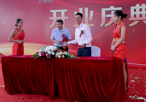 引爆齐鲁大地，辛乙堂烟台旗舰店盛大开业
