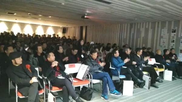 中原设计界与展会面对面:中国建博会(上海)系列推介郑州收官 中原设计界与展会面对面:中国建博会(上海)系列推介郑州收官