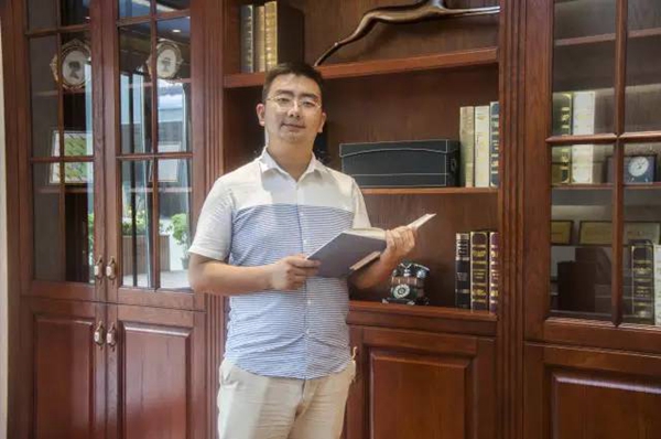 轩尼斯门窗全国经销商宣传片——贵州站潘峰 