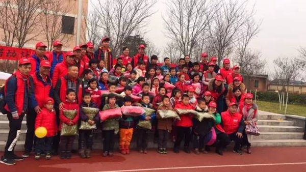 与欧神诺点亮爱，诺动计划在西安户县温情传递