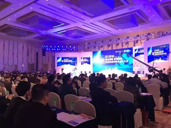 喜讯连连：玛格当选首届定制家居专委会执行会长单位！