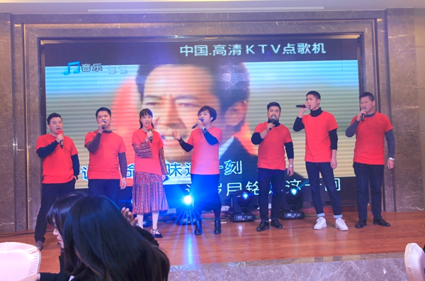 “安丰居之夜”精彩绽放南太湖——记安丰居家居2017年年会