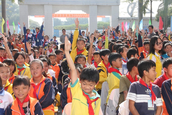 公益行|梦想读书站——恩平4所小学获捐价值逾12万元物资 公益行|梦想读书站——恩平4所小学获捐价值逾12万元物资