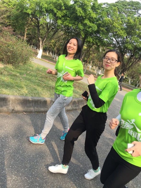 画美不看：奔跑吧！慧亚万米长跑庆元宵
