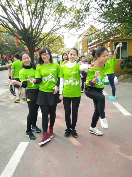 画美不看：奔跑吧！慧亚万米长跑庆元宵